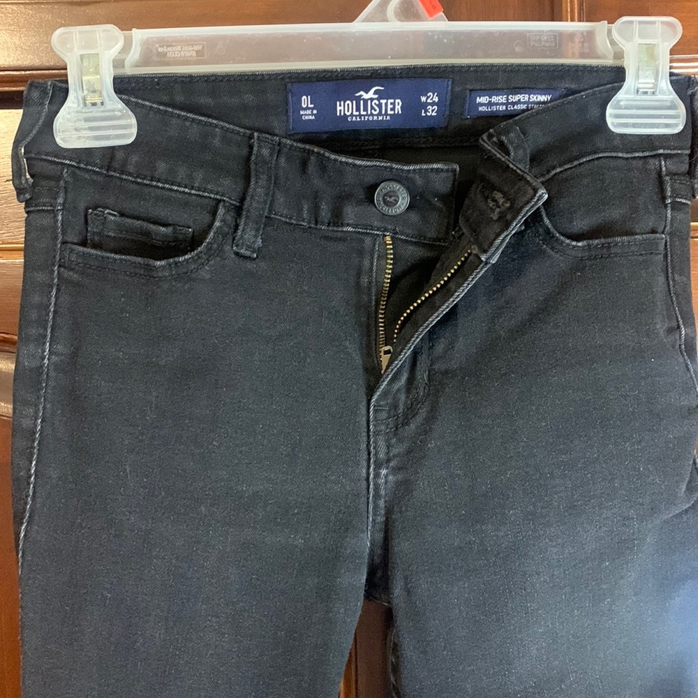 Hollister long black jeans size 24